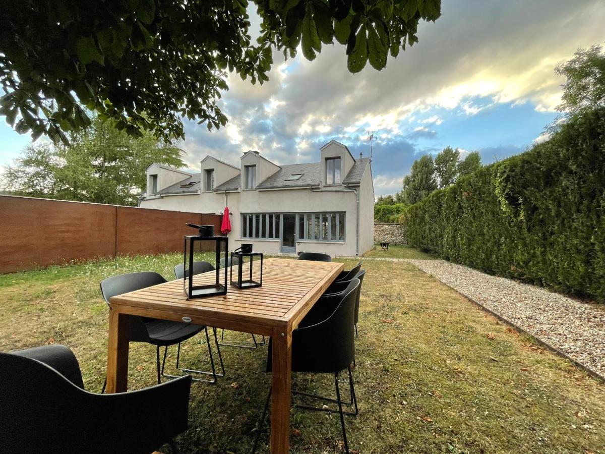 Maison De Campagne Entierement Climatisee Avec Grand Jardin Villa Pressagny-lʼOrgeuilleux Dış mekan fotoğraf